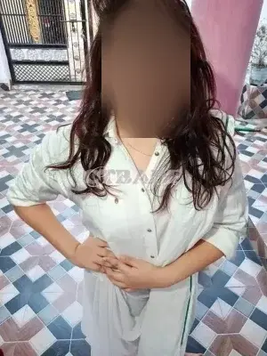 My name is Aakriti and low budget cheap and secure independent call girl genuin - Call Girls in Hyderabad