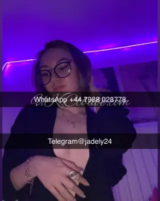 Hey  Gentlemen, I'm a hot, sexy, kind and   naughty lady, - Escorts in Bournemouth