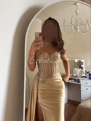 Get High Quality call girls Goa Candolim Escorts Services 8377949611 VIP PROFILE - Call Girls in Goa