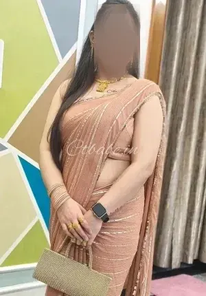 Kajal  Genuine girls room Photo 2 of 2