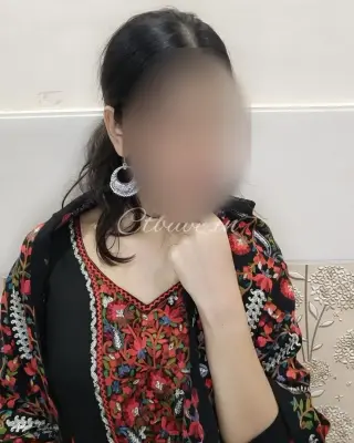 Escort service my self Anjali Sharma  - Call Girls in Kanpur