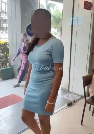 Kajal  Genuine girls room Photo 1 of 2