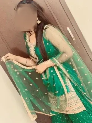 A complete and budget-friendly lover for you. - Call Girls in Delhi