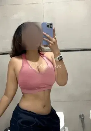 Nisha Roy  VIP CALL GIRL Photo 3 of 3