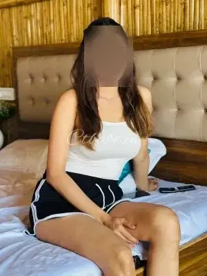 Chep call girls in delhi Anand vihar  +917303025131 24/7 service  - Call Girls in Delhi