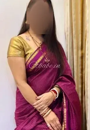 Pooja  Genuine girls room Photo 2 of 2