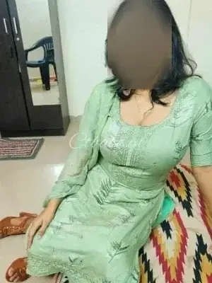 Hello gentlemen Myself Payal call girl service hotel and home service - Call Girls in Bangalore