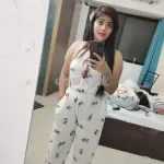 Raveena sinha Raveena singha  Photo 1 of 1