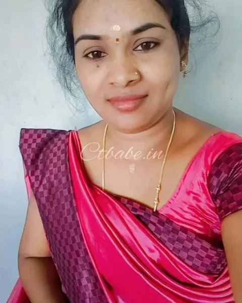 Riya  tamil speaking desi Photo 1 of 1