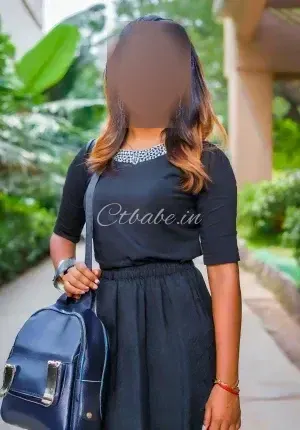 Ameesha Kapoor   Call me Photo 1 of 2
