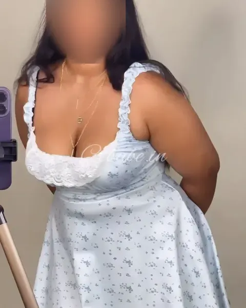 Jyoti  Bangalore call girl Photo 1 of 1