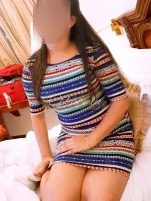 A One Class-Escorts service-Holiday Inn New Delhi  - Call Girls in Delhi