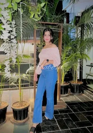 Pallavi  MUMBAI HIGH PROFILE Photo 4 of 4