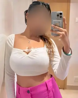 Cash on delivery Facility Call Girls in Delhi Airport Escorts 9953350570 - Call Girls in Delhi