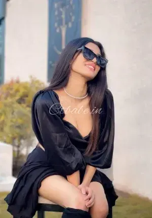 Rachna Singh  Mumbai High Profile Photo 3 of 4