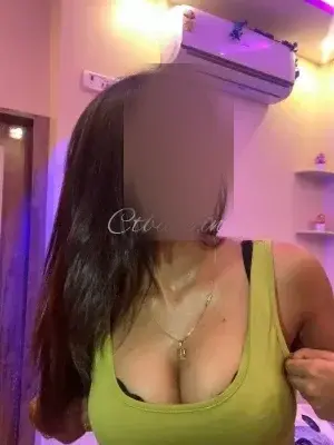 independent escort full of naughty ideas to try with you. - Call Girls in Pune