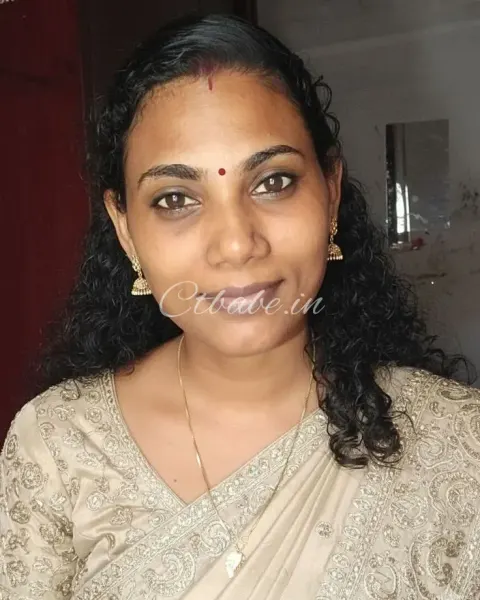 Kavita  Genuine tamil speaking Photo 1 of 1