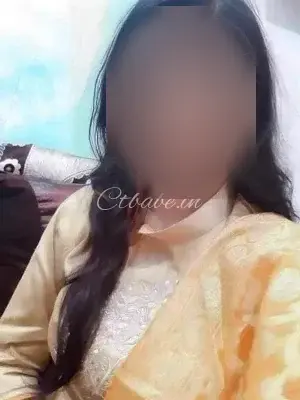 ꧁༺90658✳️✳️33360༻꧂Neha ༻Sharma༻💖call  girls 💞VIP escorts 🌺service hot༺💞༻ and Geniune - Call Girls in Meerut