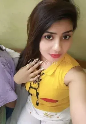 Gaytri  Neha Sharma call Photo 1 of 1