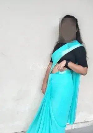 Pooja  Call girl full Photo 1 of 1